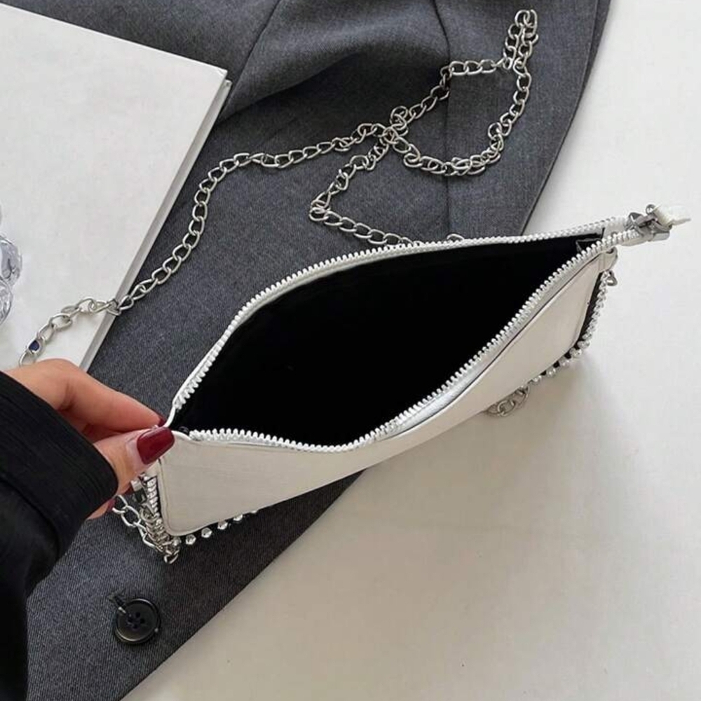 NEW‼️Elegant White Chain Clutch - Picture 4 of 8